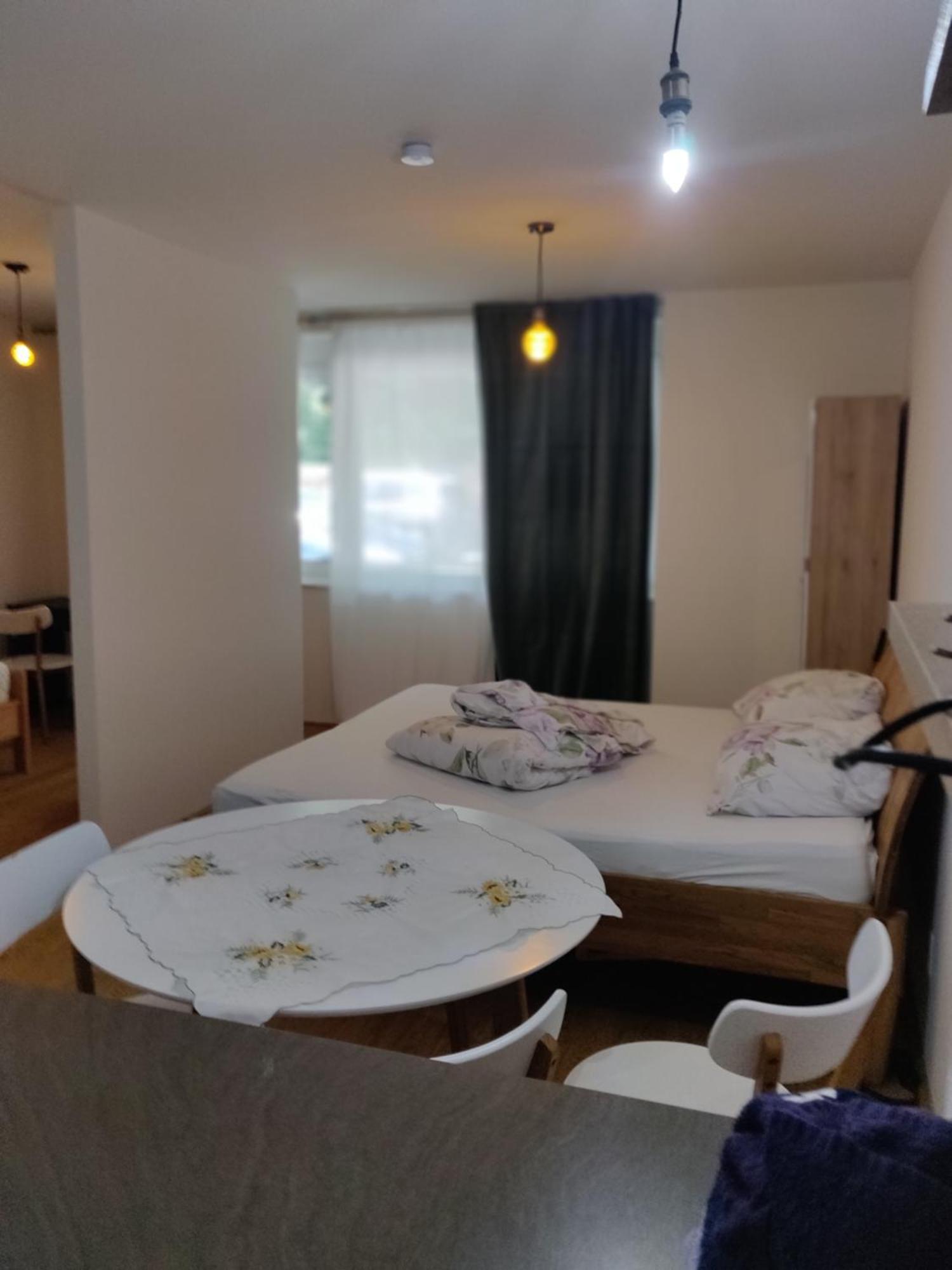 Apartament With Parking, Great Surroundings